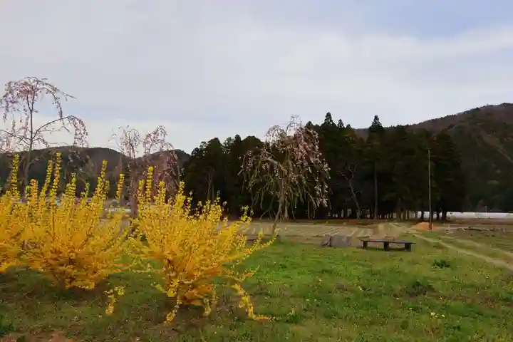 岩上神社の周辺