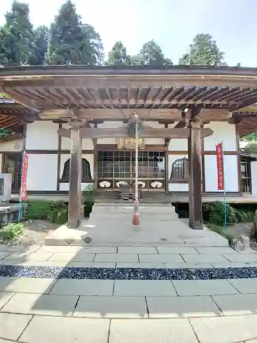 泉福寺の本殿・本堂
