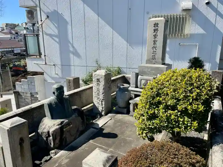 善仁寺の{uncategorized: "未分類", other: "その他", undefined: "問題あり", building: "その他建物", grave: "お墓", sacred_gate: "鳥居", guardian: "狛犬", statue: "像", buddha: "仏像", history: "歴史", nature: "自然", garden: "庭園", animal: "動物", pagoda: "塔", temizu: "手水舎", mountain_gate: "山門・神門", sanctuary: "本殿・本堂", subordinate: "末社・摂社", art: "芸術", scenery: "景色", jizo: "地蔵", ema: "絵馬", goshuin: "御朱印", omikuji: "おみくじ", items: "授与品その他", amulet: "お守り", goshuincho: "御朱印帳", eats: "食事", festival: "お祭り", votive_dance: "神楽", shichigosan: "七五三参", wedding: "結婚式", experience: "体験その他", initially: "初詣", around: "周辺", anti_infection: "感染症対策"}