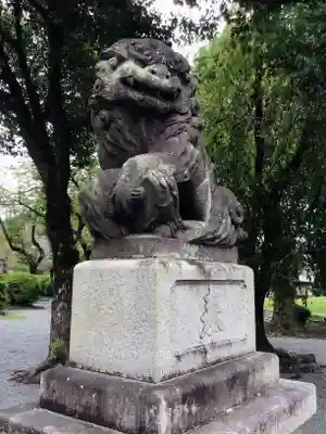 富士山本宮浅間大社の狛犬