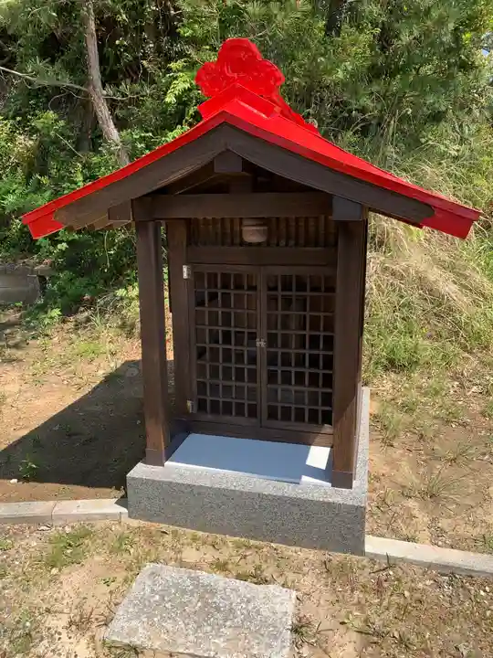 三社神社の末社・摂社