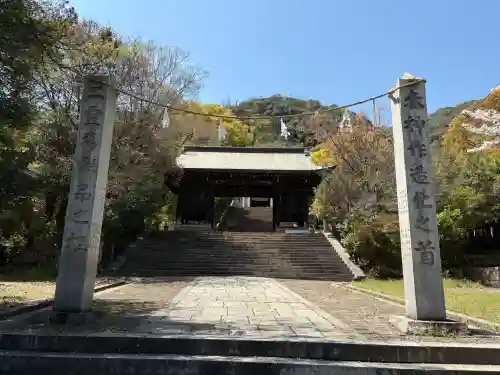 沼名前神社の{uncategorized: "未分類", other: "その他", undefined: "問題あり", building: "その他建物", grave: "お墓", sacred_gate: "鳥居", guardian: "狛犬", statue: "像", buddha: "仏像", history: "歴史", nature: "自然", garden: "庭園", animal: "動物", pagoda: "塔", temizu: "手水舎", mountain_gate: "山門・神門", sanctuary: "本殿・本堂", subordinate: "末社・摂社", art: "芸術", scenery: "景色", jizo: "地蔵", ema: "絵馬", goshuin: "御朱印", omikuji: "おみくじ", items: "授与品その他", amulet: "お守り", goshuincho: "御朱印帳", eats: "食事", festival: "お祭り", votive_dance: "神楽", shichigosan: "七五三参", wedding: "結婚式", experience: "体験その他", initially: "初詣", around: "周辺", anti_infection: "感染症対策"}