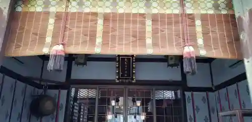 飛木稲荷神社の本殿・本堂