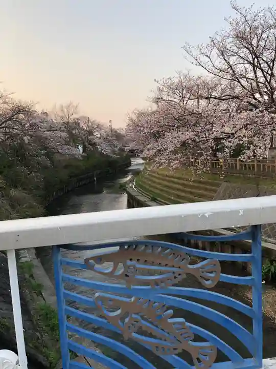 辰巳町二丁目釈迦牟尼如来の周辺