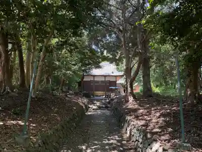安居神社の{uncategorized: "未分類", other: "その他", undefined: "問題あり", building: "その他建物", grave: "お墓", sacred_gate: "鳥居", guardian: "狛犬", statue: "像", buddha: "仏像", history: "歴史", nature: "自然", garden: "庭園", animal: "動物", pagoda: "塔", temizu: "手水舎", mountain_gate: "山門・神門", sanctuary: "本殿・本堂", subordinate: "末社・摂社", art: "芸術", scenery: "景色", jizo: "地蔵", ema: "絵馬", goshuin: "御朱印", omikuji: "おみくじ", items: "授与品その他", amulet: "お守り", goshuincho: "御朱印帳", eats: "食事", festival: "お祭り", votive_dance: "神楽", shichigosan: "七五三参", wedding: "結婚式", experience: "体験その他", initially: "初詣", around: "周辺", anti_infection: "感染症対策"}