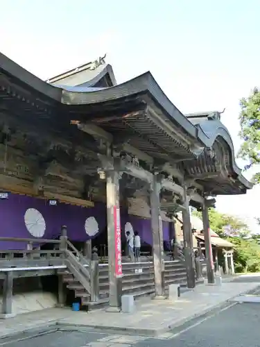 成相寺の本殿・本堂