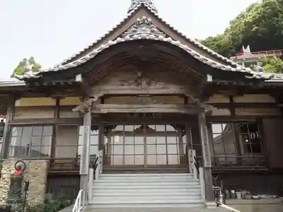 潮満寺の本殿