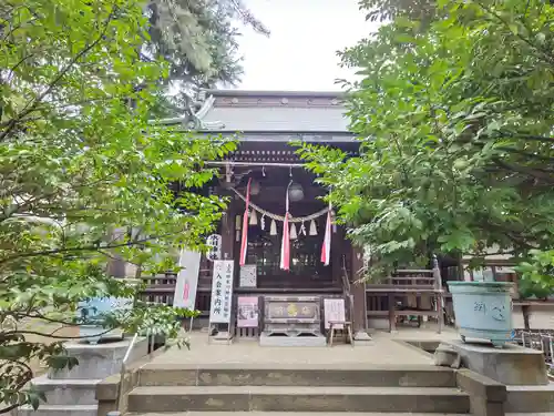 上高田氷川神社の本殿