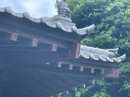 氷川神社の{uncategorized: "未分類", other: "その他", undefined: "問題あり", building: "その他建物", grave: "お墓", sacred_gate: "鳥居", guardian: "狛犬", statue: "像", buddha: "仏像", history: "歴史", nature: "自然", garden: "庭園", animal: "動物", pagoda: "塔", temizu: "手水舎", mountain_gate: "山門・神門", sanctuary: "本殿・本堂", subordinate: "末社・摂社", art: "芸術", scenery: "景色", jizo: "地蔵", ema: "絵馬", goshuin: "御朱印", omikuji: "おみくじ", items: "授与品その他", amulet: "お守り", goshuincho: "御朱印帳", eats: "食事", festival: "お祭り", votive_dance: "神楽", shichigosan: "七五三参", wedding: "結婚式", experience: "体験その他", initially: "初詣", around: "周辺", anti_infection: "感染症対策"}