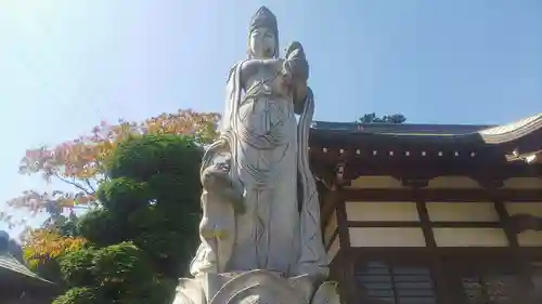 壹鑑寺の仏像