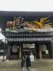 寒川神社の山門