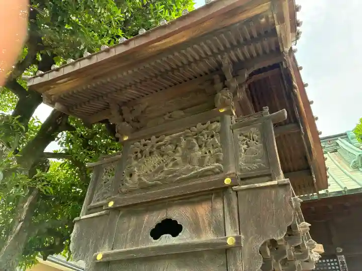 六塚稲荷神社(埼玉県)