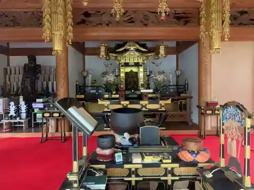 真福寺の本殿・本堂