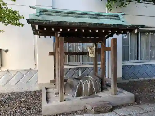 青木神社の手水