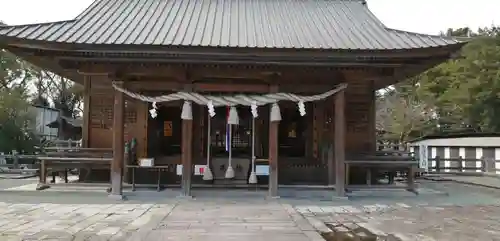 三柱神社の本殿