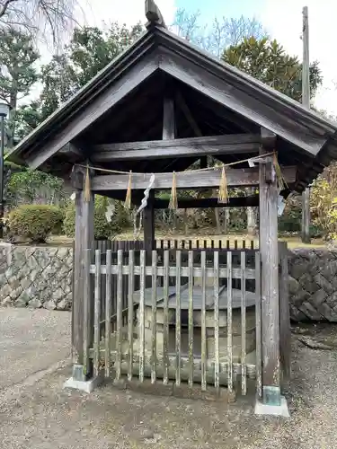 御釜神社の建物その他