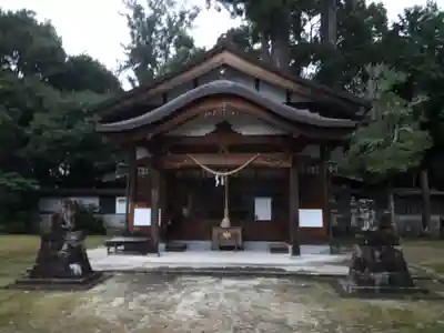 比自岐神社の本殿・本堂