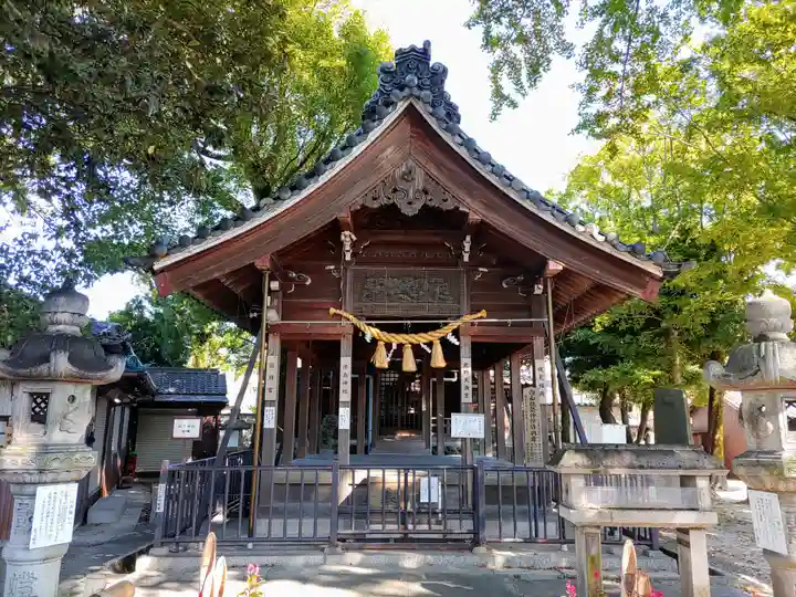 白山神社の本殿・本堂