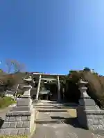 洲崎神社の{uncategorized: "未分類", other: "その他", undefined: "問題あり", building: "その他建物", grave: "お墓", sacred_gate: "鳥居", guardian: "狛犬", statue: "像", buddha: "仏像", history: "歴史", nature: "自然", garden: "庭園", animal: "動物", pagoda: "塔", temizu: "手水舎", mountain_gate: "山門・神門", sanctuary: "本殿・本堂", subordinate: "末社・摂社", art: "芸術", scenery: "景色", jizo: "地蔵", ema: "絵馬", goshuin: "御朱印", omikuji: "おみくじ", items: "授与品その他", amulet: "お守り", goshuincho: "御朱印帳", eats: "食事", festival: "お祭り", votive_dance: "神楽", shichigosan: "七五三参", wedding: "結婚式", experience: "体験その他", initially: "初詣", around: "周辺", anti_infection: "感染症対策"}
