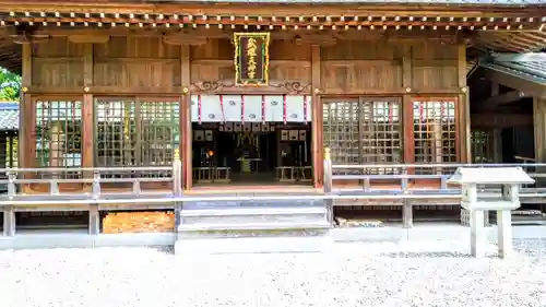 武雄神社の本殿