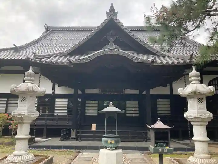 輪王寺の本殿・本堂