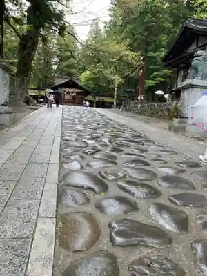 諏訪大社下社春宮(長野県)