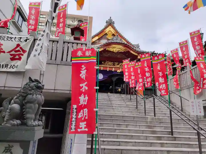 成田山 萬福院の本殿・本堂