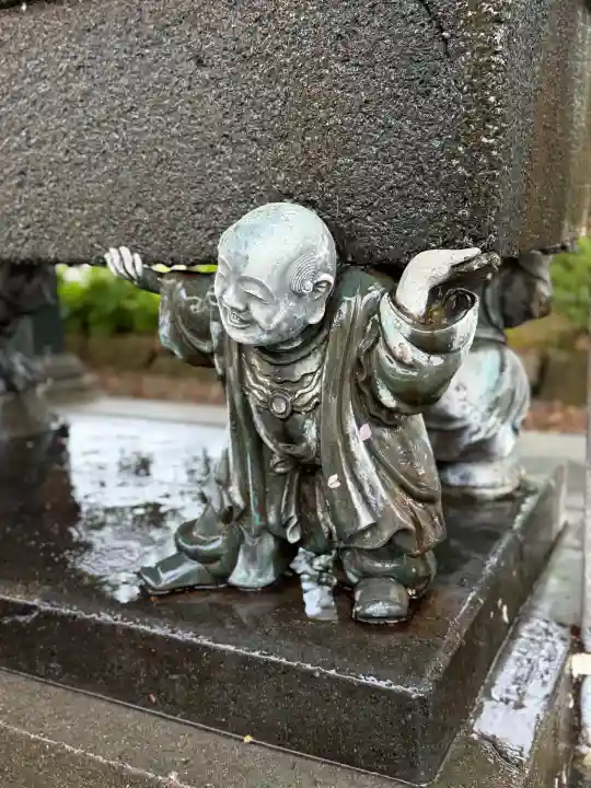 西新井大師総持寺の{uncategorized: "未分類", other: "その他", undefined: "問題あり", building: "その他建物", grave: "お墓", sacred_gate: "鳥居", guardian: "狛犬", statue: "像", buddha: "仏像", history: "歴史", nature: "自然", garden: "庭園", animal: "動物", pagoda: "塔", temizu: "手水舎", mountain_gate: "山門・神門", sanctuary: "本殿・本堂", subordinate: "末社・摂社", art: "芸術", scenery: "景色", jizo: "地蔵", ema: "絵馬", goshuin: "御朱印", omikuji: "おみくじ", items: "授与品その他", amulet: "お守り", goshuincho: "御朱印帳", eats: "食事", festival: "お祭り", votive_dance: "神楽", shichigosan: "七五三参", wedding: "結婚式", experience: "体験その他", initially: "初詣", around: "周辺", anti_infection: "感染症対策"}