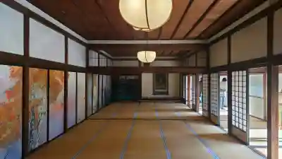 醍醐寺の{uncategorized: "未分類", other: "その他", undefined: "問題あり", building: "その他建物", grave: "お墓", sacred_gate: "鳥居", guardian: "狛犬", statue: "像", buddha: "仏像", history: "歴史", nature: "自然", garden: "庭園", animal: "動物", pagoda: "塔", temizu: "手水舎", mountain_gate: "山門・神門", sanctuary: "本殿・本堂", subordinate: "末社・摂社", art: "芸術", scenery: "景色", jizo: "地蔵", ema: "絵馬", goshuin: "御朱印", omikuji: "おみくじ", items: "授与品その他", amulet: "お守り", goshuincho: "御朱印帳", eats: "食事", festival: "お祭り", votive_dance: "神楽", shichigosan: "七五三参", wedding: "結婚式", experience: "体験その他", initially: "初詣", around: "周辺", anti_infection: "感染症対策"}