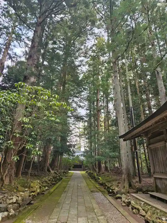 彌彦神社(新潟県)
