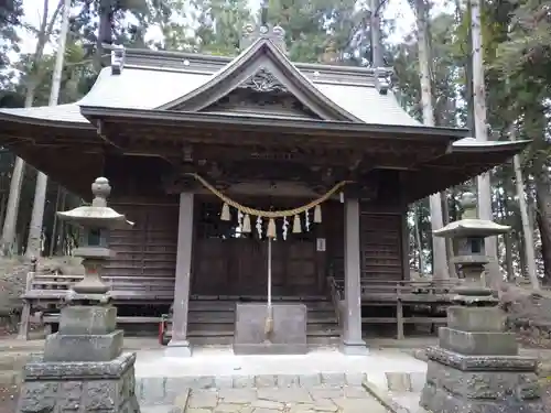 青山神社の本殿・本堂