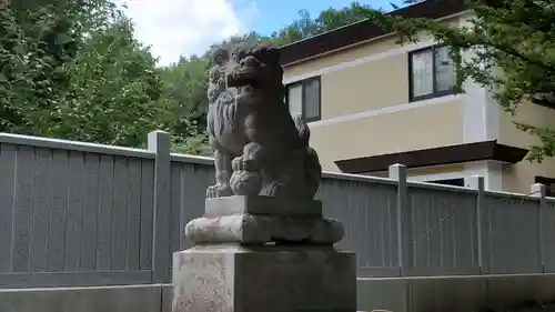 音更神社の狛犬