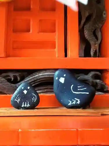 熊野神社の像