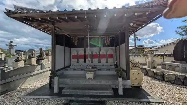 西徳寺(滋賀県)