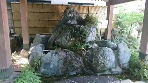 馬橋稲荷神社の手水舎