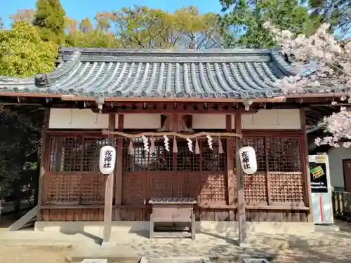 陶荒田神社の本殿