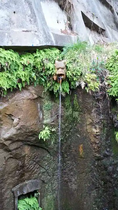 白滝不動尊のその他建物