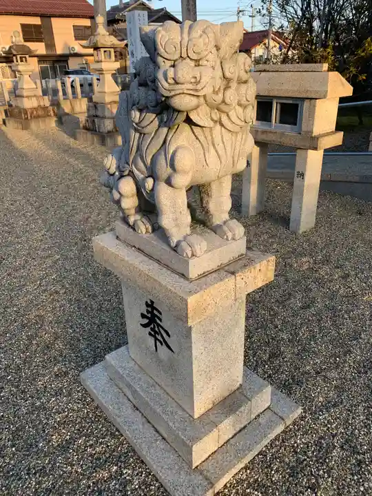 日置八幡宮の狛犬