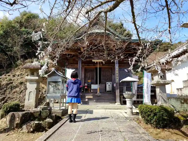 童学寺の本殿・本堂