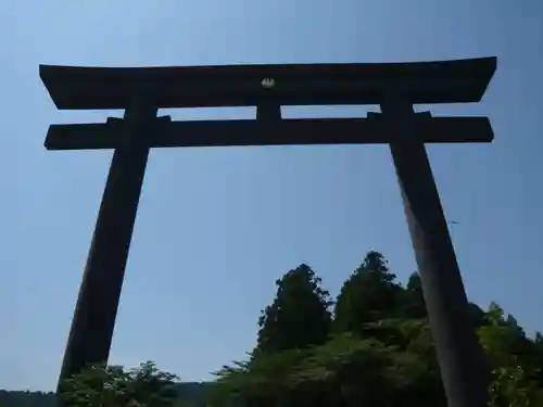 大斎原（熊野本宮大社旧社地）の鳥居