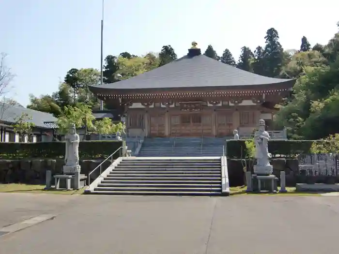 御誕生寺（猫寺）の本殿