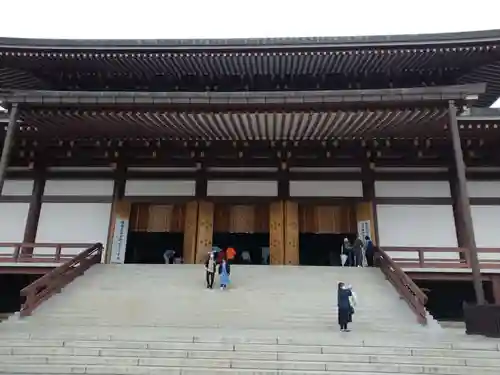 成田山新勝寺の本殿・本堂