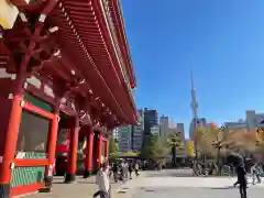 浅草寺の山門