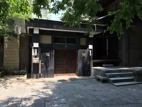 本覚寺の本殿・本堂