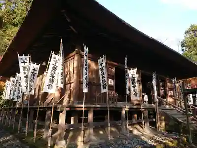 杉本寺の本殿・本堂