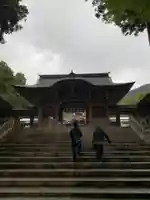 彌彦神社の山門・神門