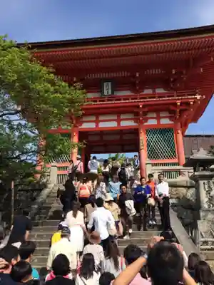 清水寺の山門・神門
