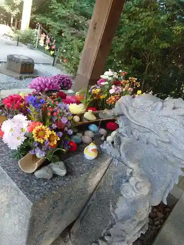 滑川神社 - 仕事と子どもの守り神の手水