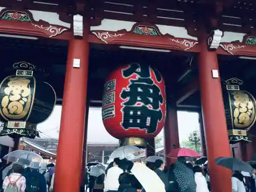 浅草寺の山門・神門