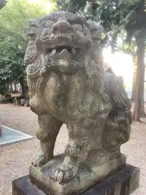 六所社(如意申町)の狛犬